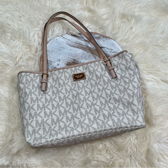 MICHAEL Michael Kors Handbags - Michael Kors canvas tote/diaper bag